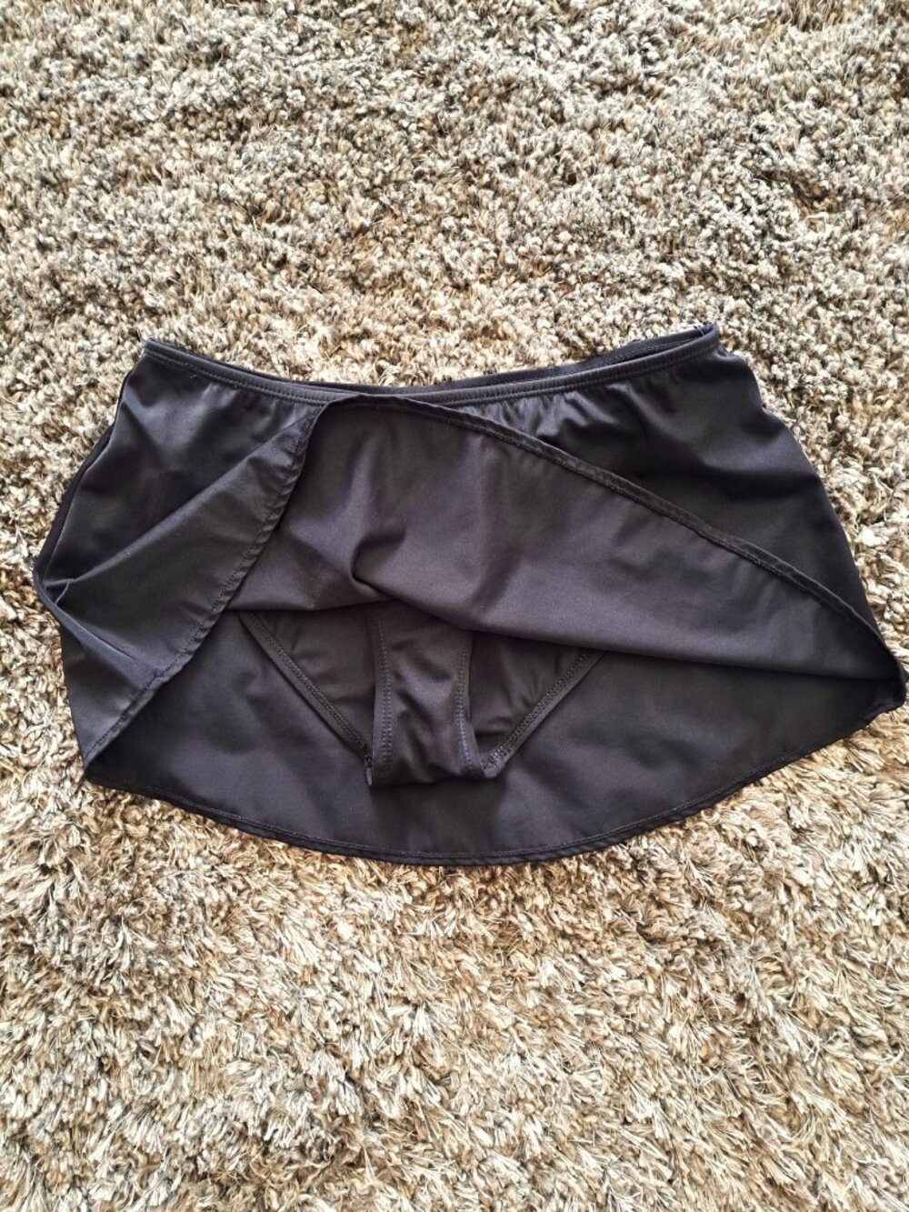 ISLANDER Women's Black Swim Skirt Size 8 EUC - Picture 3 of 4